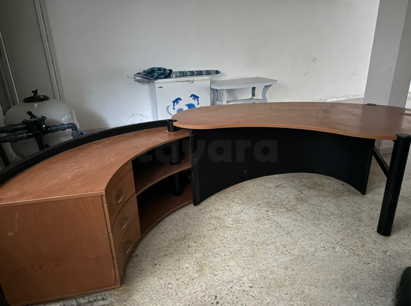 Sousse Jaouhara Sahloul Meubles de bureau Bureaux - Tables Un bureau en trs bon tat