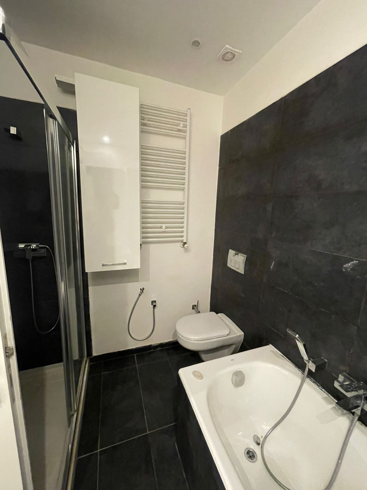 La Marsa Gammart Location Appart. 3 pices 2 chambre et salon avec suite parentale