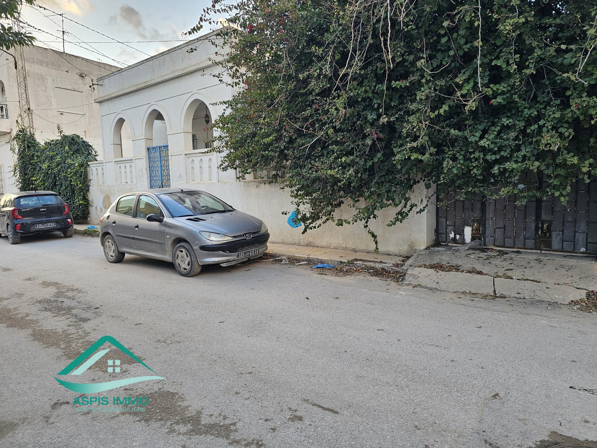 Kelibia Kelibia Vente Maisons Vt979  maison 380 m2 au centre ville kelibia