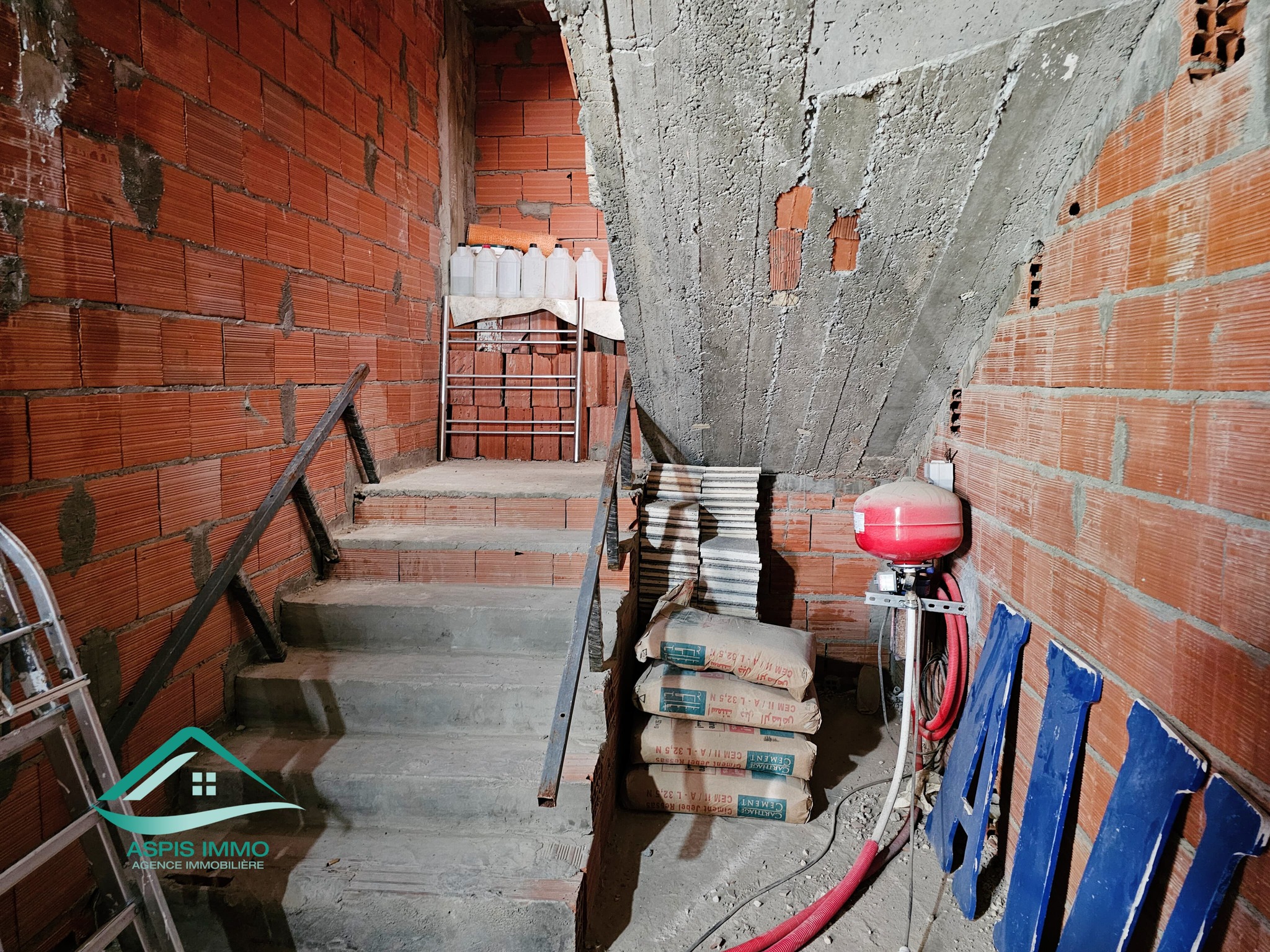 Kelibia Kelibia Vente Autre Vt997 garage 200 m2  kelibia