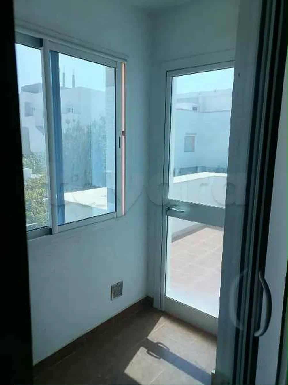 Mannouba La Mannouba Location Appart. 4 pices Etage de villa