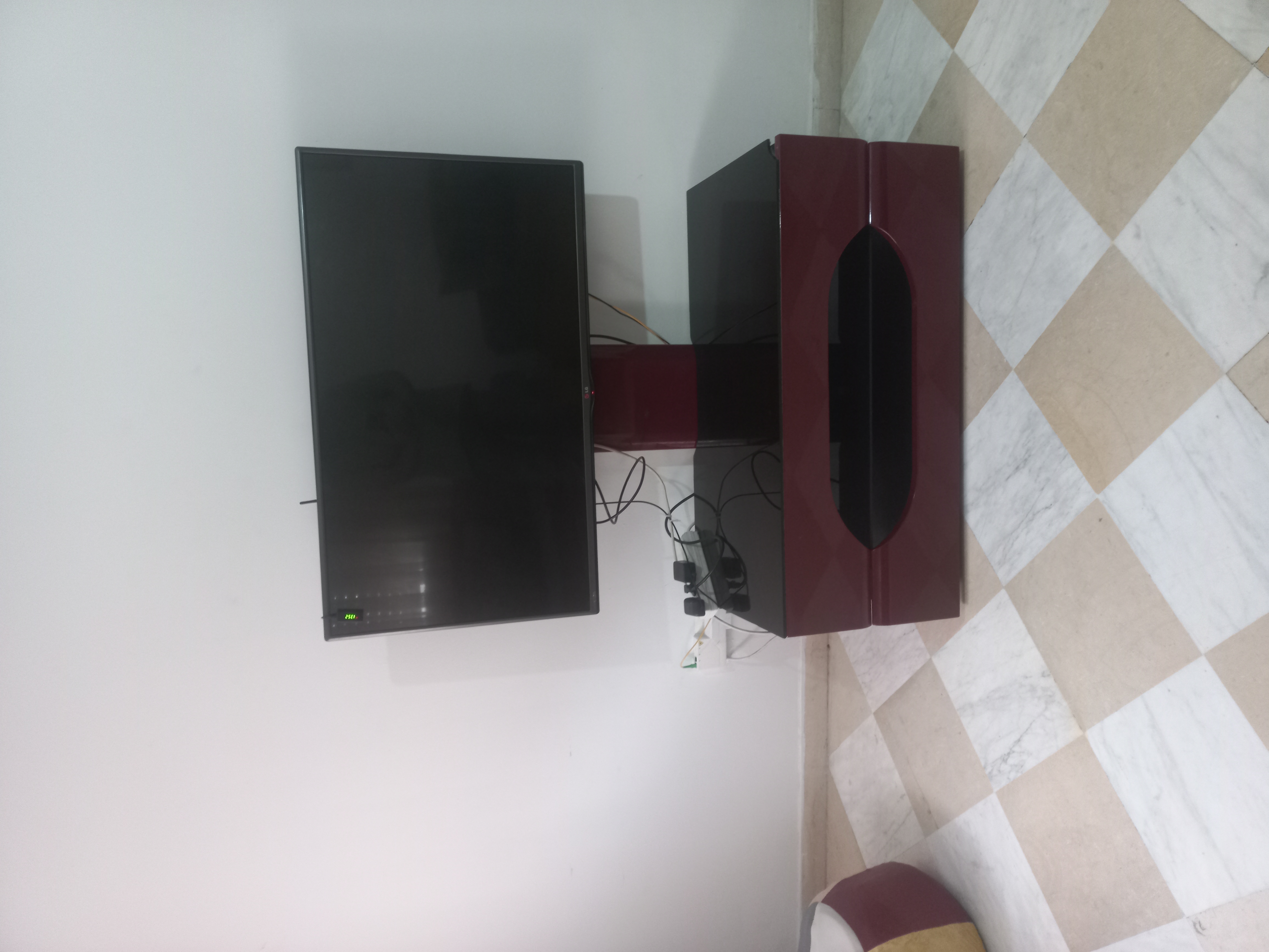 Ariana Ville Cite Ennasr 2 Location Appart. 2 pices Trs bel appt