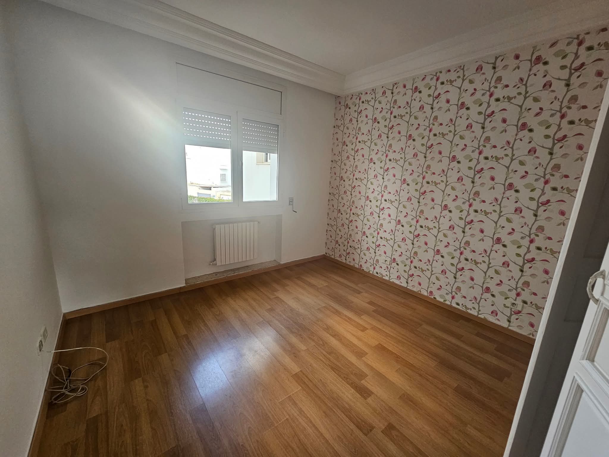 Ariana Ville Riadh Landlous Location Appart. 4 pices S3 1400 d riadh el andalous