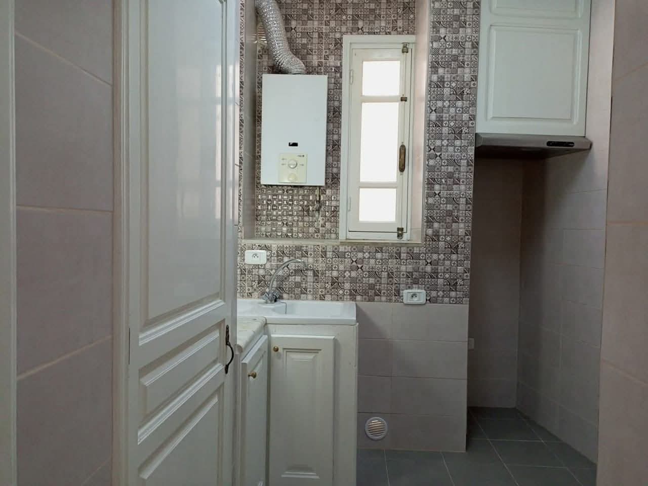 Ariana Ville Cite Ennasr 1 Location Appart. 2 pices S1 rdc 750 d ennasr