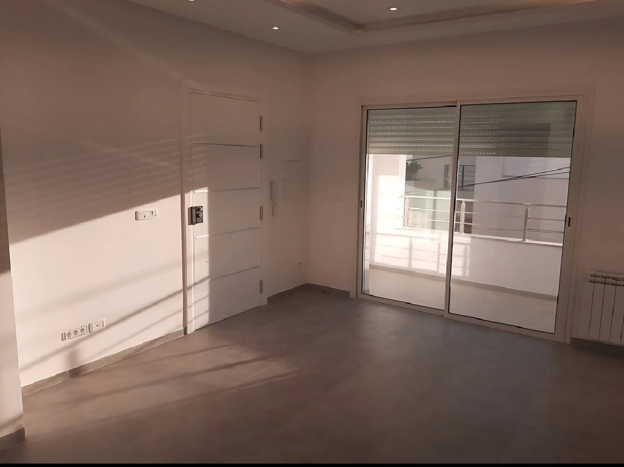El Menzah El Manar 1 Location Appart. 2 pices Etage de villa s2 1100 manar 1