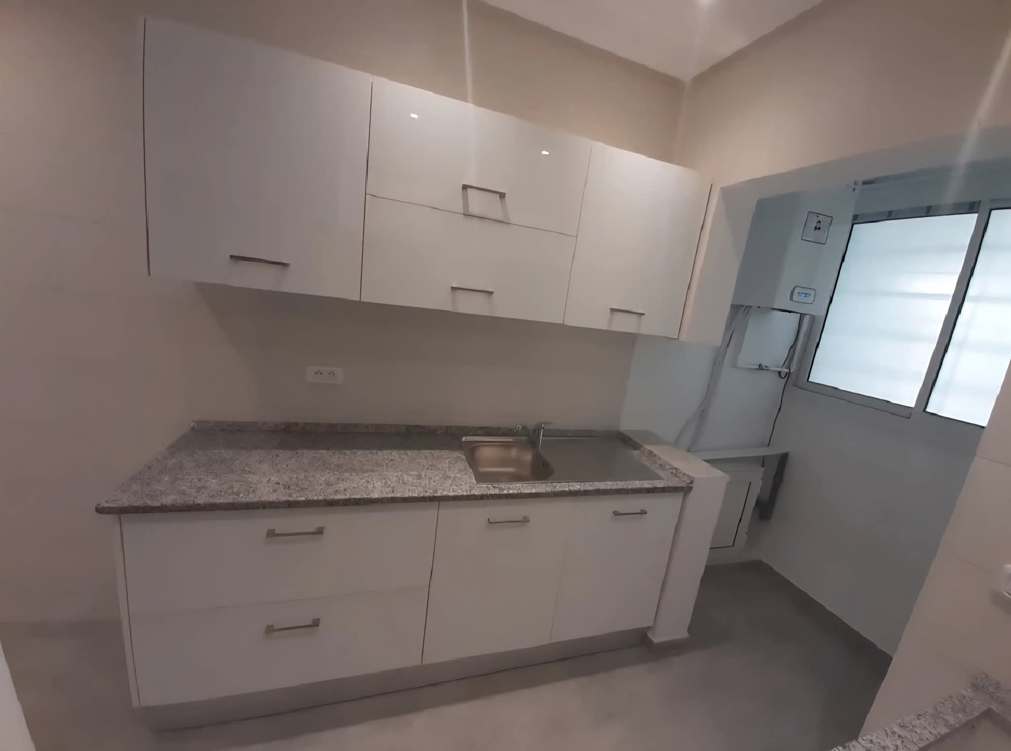 El Menzah El Manar 1 Location Appart. 2 pices Etage de villa s2 1100 manar 1