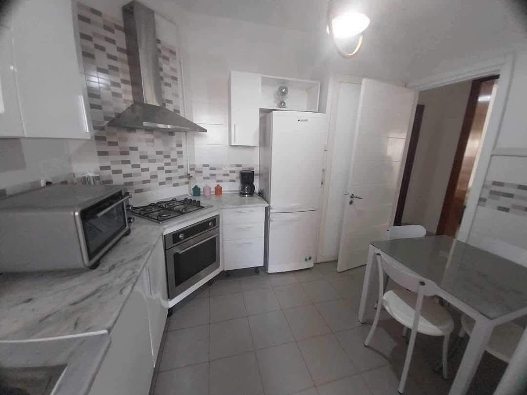 Ariana Ville Cite Ennasr 2 Location Appart. 3 pices S2 meuble 1750 d ennasr 2