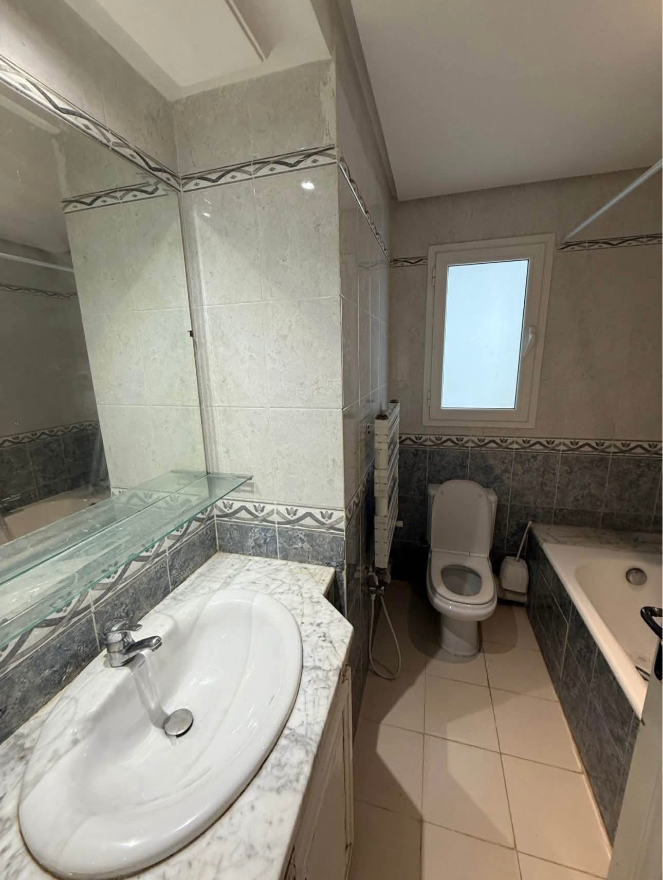 Ariana Ville Cite Ennasr 2 Location Appart. 3 pices S2 1200d ennasr 2