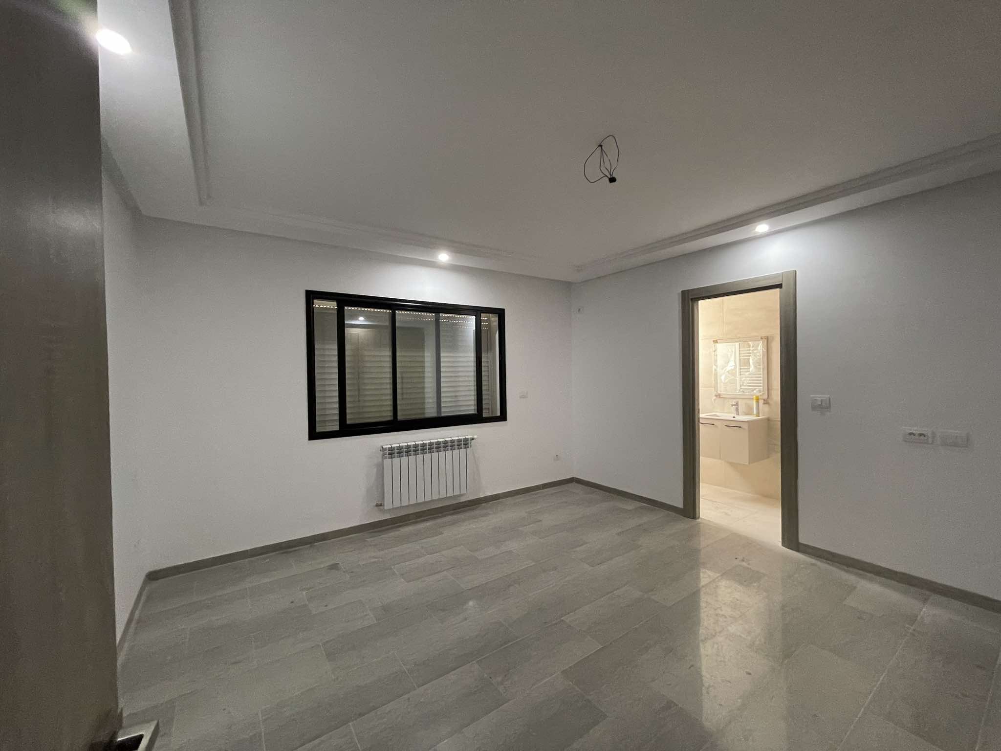 Ezzahra Ezzahra Bureaux & Commerces Bureau Duplex  usage bureautique  a ezzahra