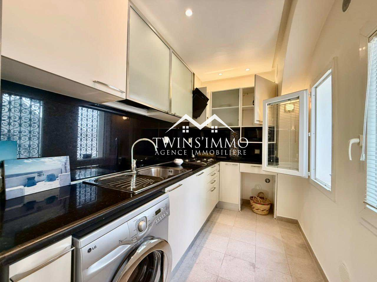 La Marsa Gammart Location Appart. 1 pice Appartement s1 meubl avec une terrasse  gammarth