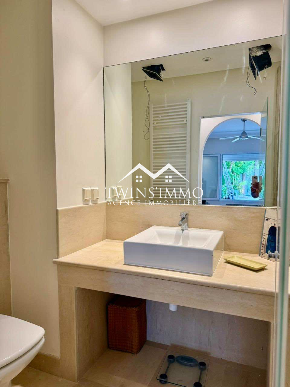 La Marsa Gammart Location Appart. 1 pice Appartement s1 meubl avec une terrasse  gammarth