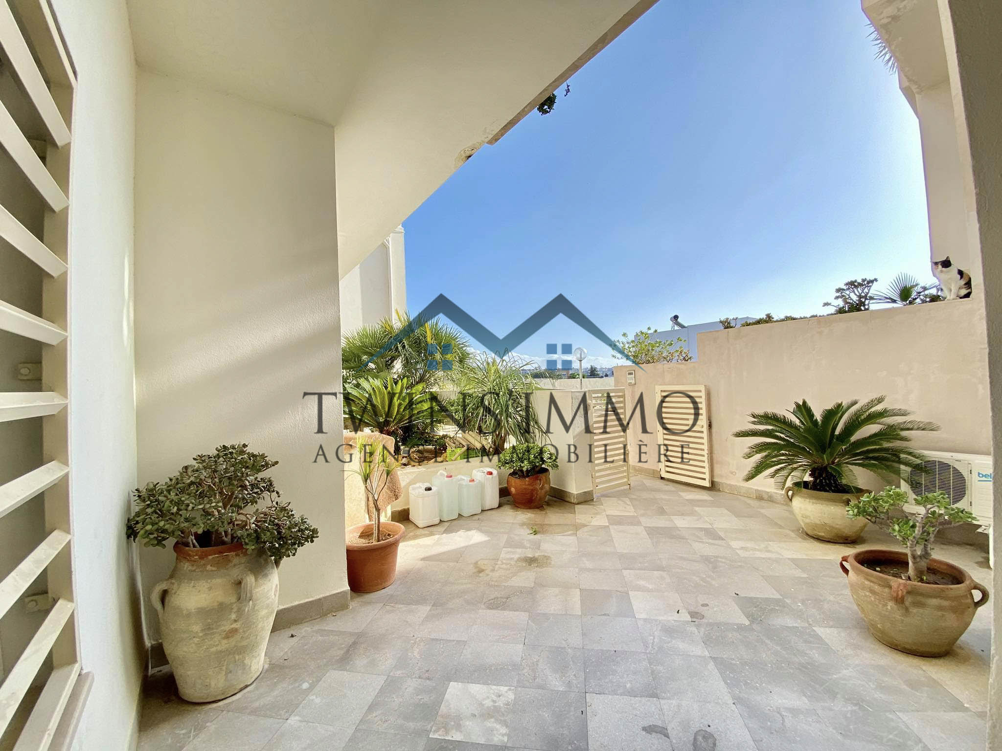 La Marsa Cite El Hana Location Duplex Duplex de 240 m2  la marsa