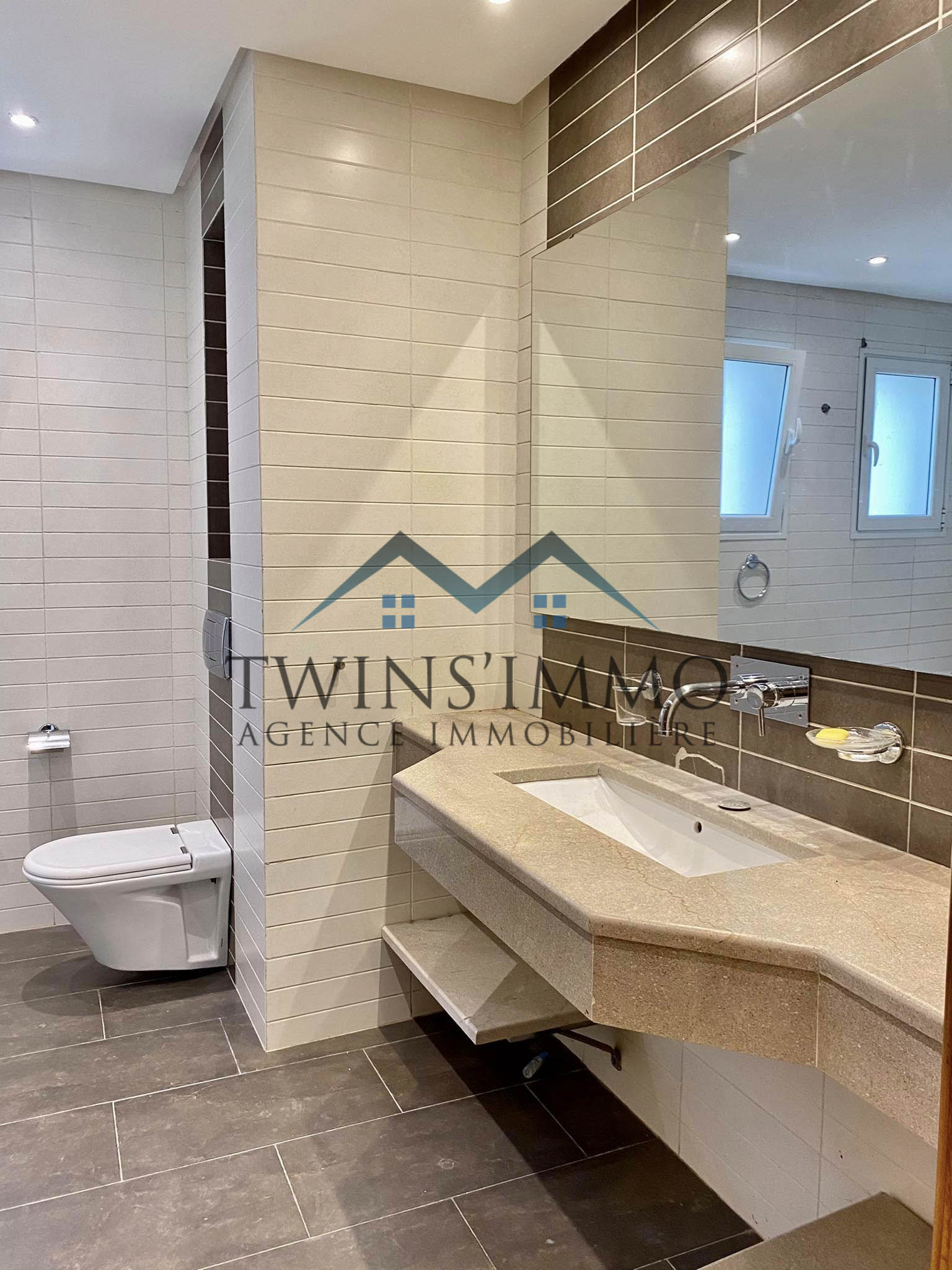 La Marsa Cite El Hana Location Duplex Duplex de 240 m2  la marsa