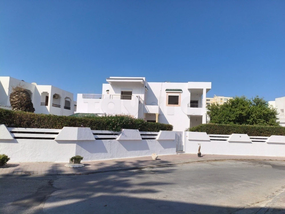 El Menzah El Manar 2 Location Maisons Villa  usage d'habitation ou bureautique  manar