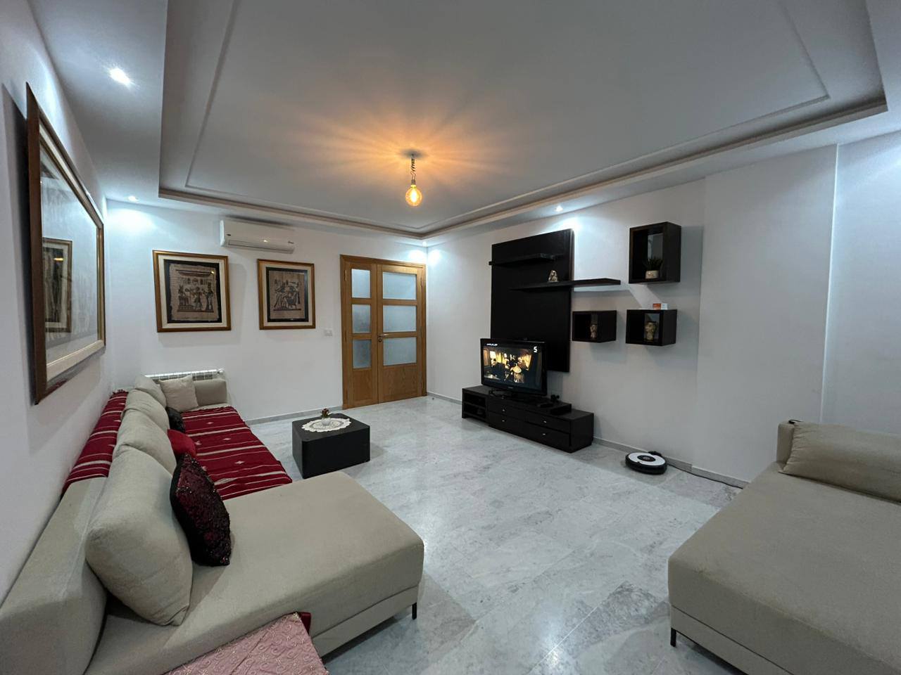 Ariana Ville Cite Ennasr 2 Location Appart. 3 pices S2 cot clinique amilcar   ennasr 2