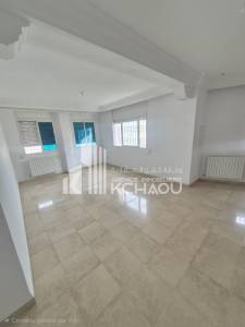 Ariana Ville Cite Ennasr 2 Location Maisons A  etage de villa s4 a ennasr ref456a