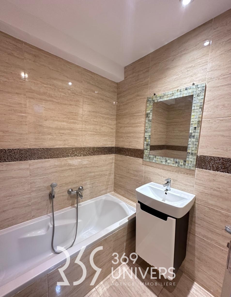 La Marsa Cite El Khalil Vente Appart. 2 pices Appartement avec terrasse  la marsa ref sh029