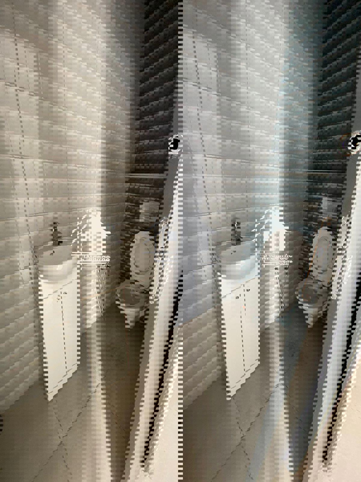 Le Bardo Le Bardo Bureaux & Commerces Bureau Bureau h1 au centre du bardo