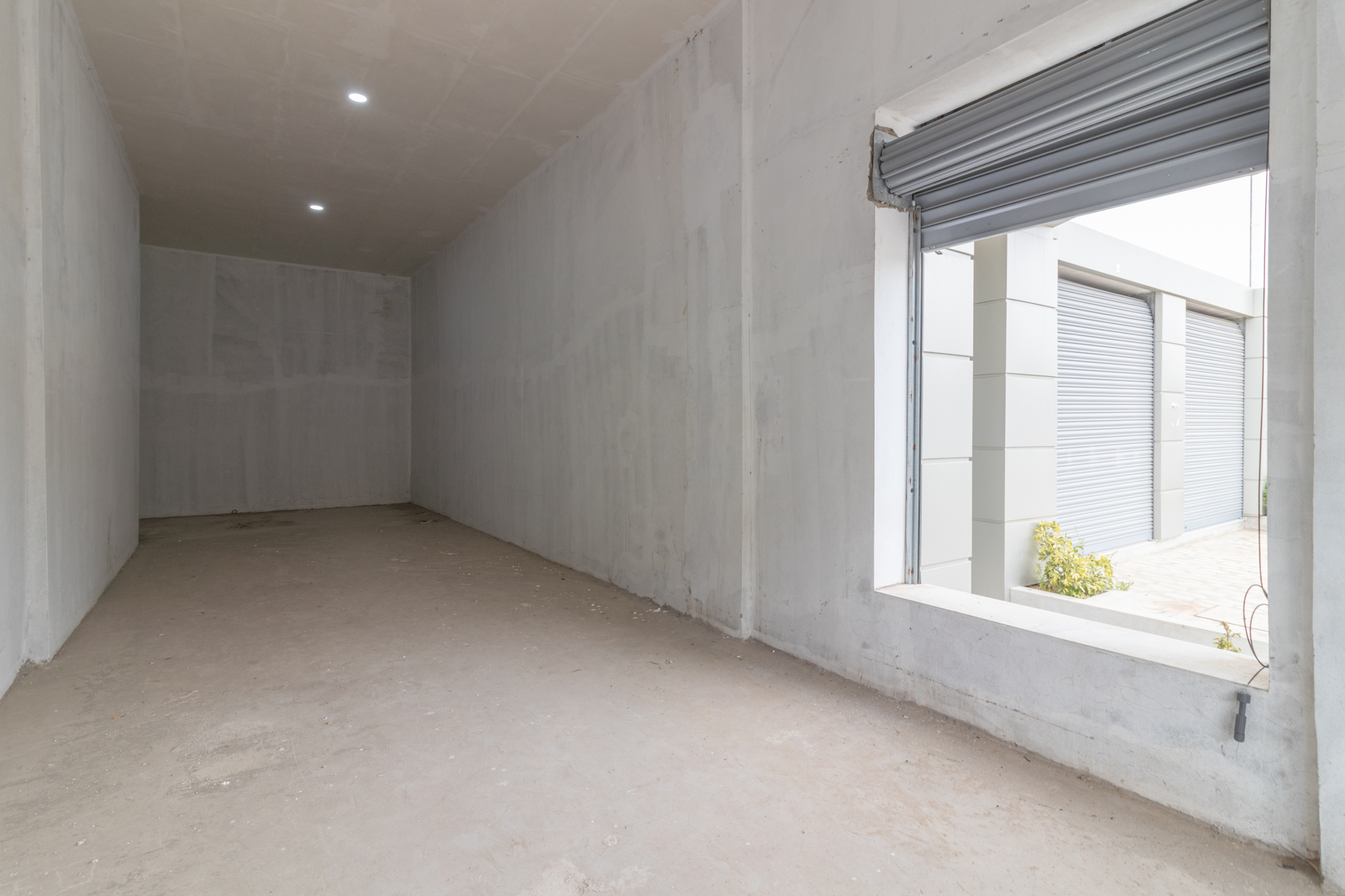 Ezzahra Ezzahra Location Surfaces Local commercial n5