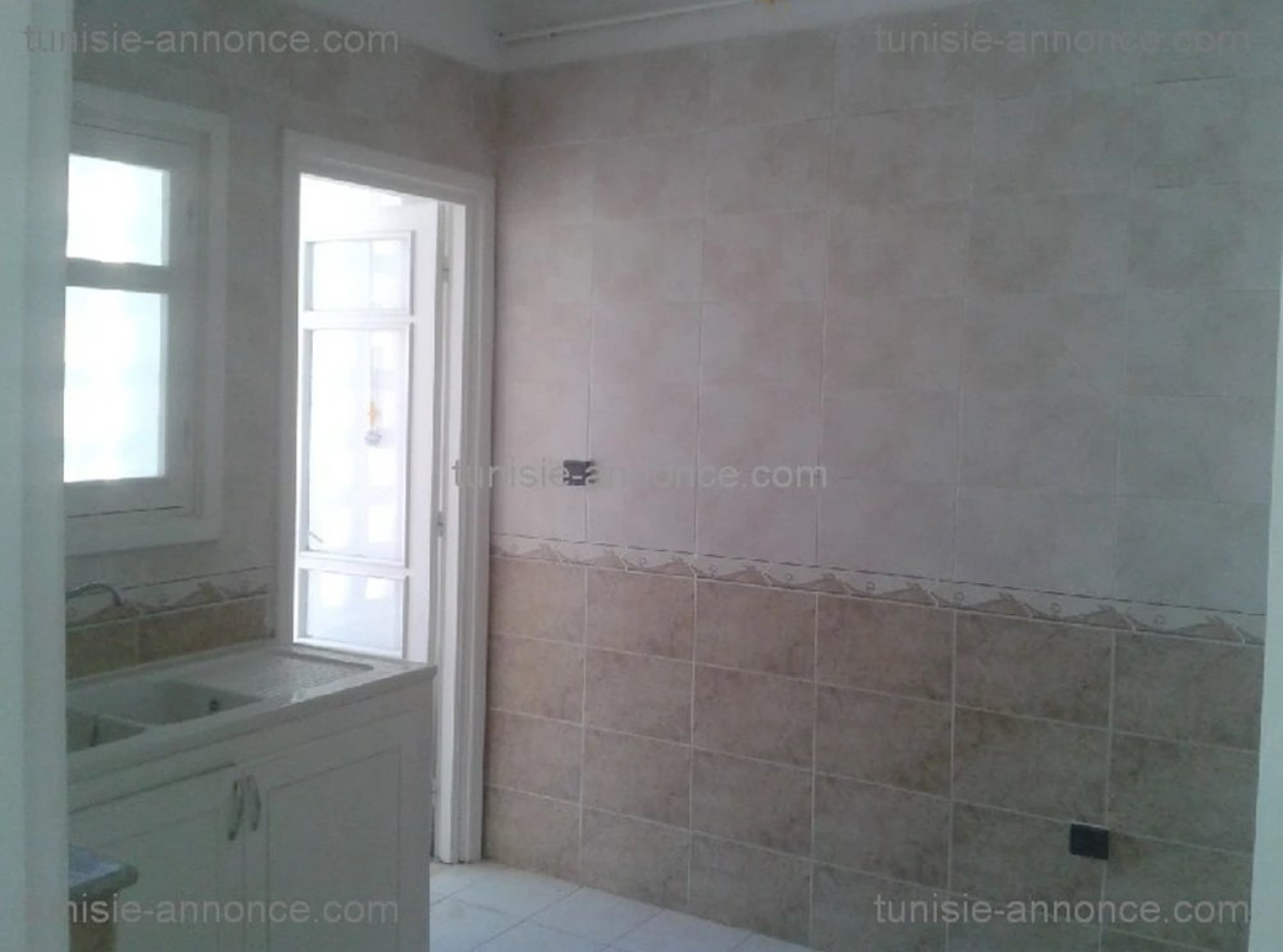 Raoued Jaafar 1 Vente Appart. 3 pices Appartement s2 nour jaafer