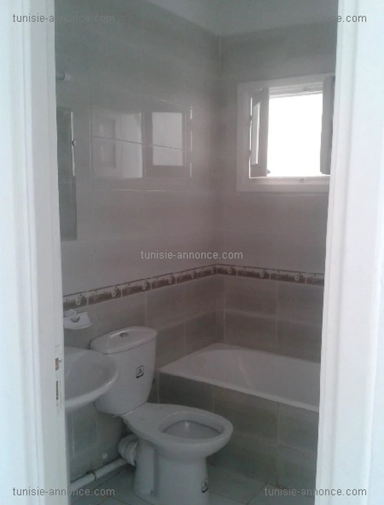 Raoued Jaafar 1 Vente Appart. 3 pices Appartement s2 nour jaafer