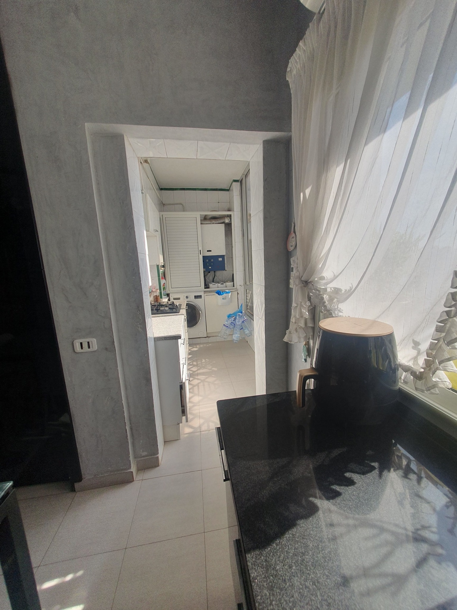 El Menzah El Manar 2 Vente Appart. 4 pices Coquette appartement tres spacieux