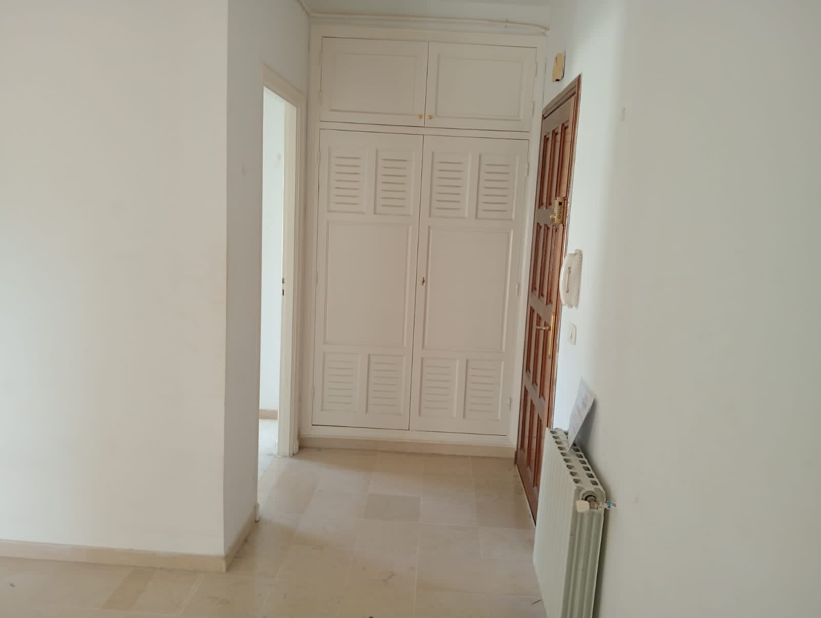 El Menzah El Manar 1 Location Appart. 2 pices Coquette appartement a manar 1a