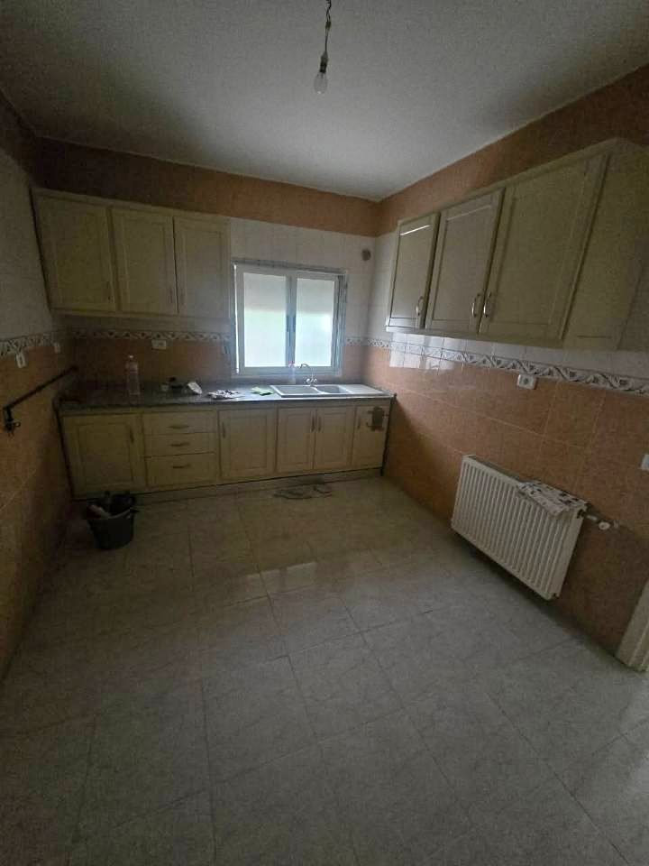 Ariana Ville El Menzah 5 Location Maisons Spacieux etage de villa