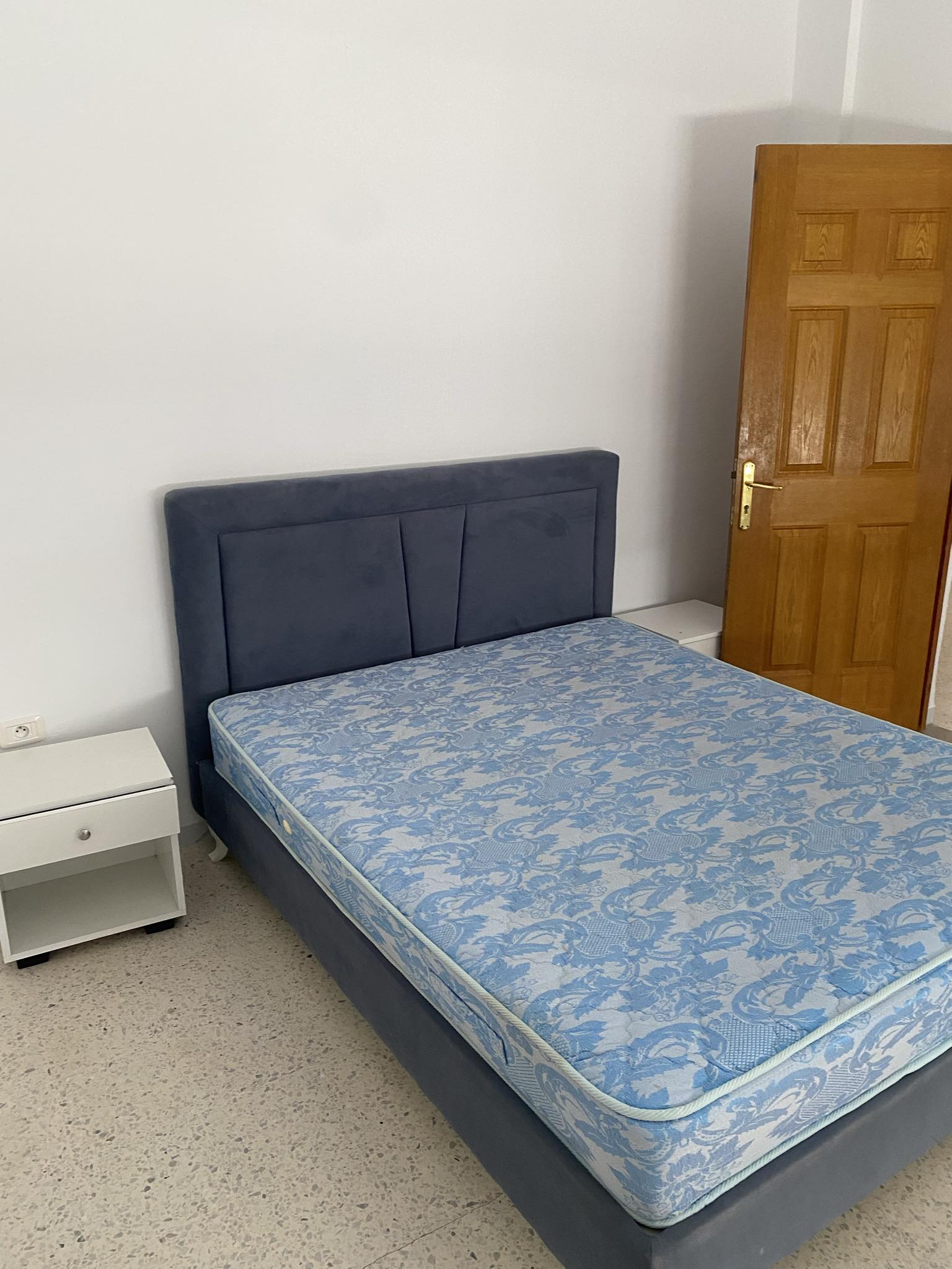 El Menzah El Manar 1 Location Appart. 3 pices Etage de villa manar 1