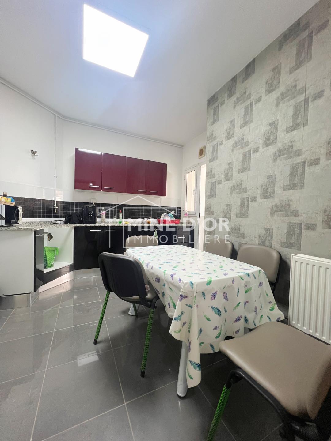 Cite El Khadra Zone urbaine nord Bureaux & Commerces Bureau Apprt usage bureautique s2 au centre urbain