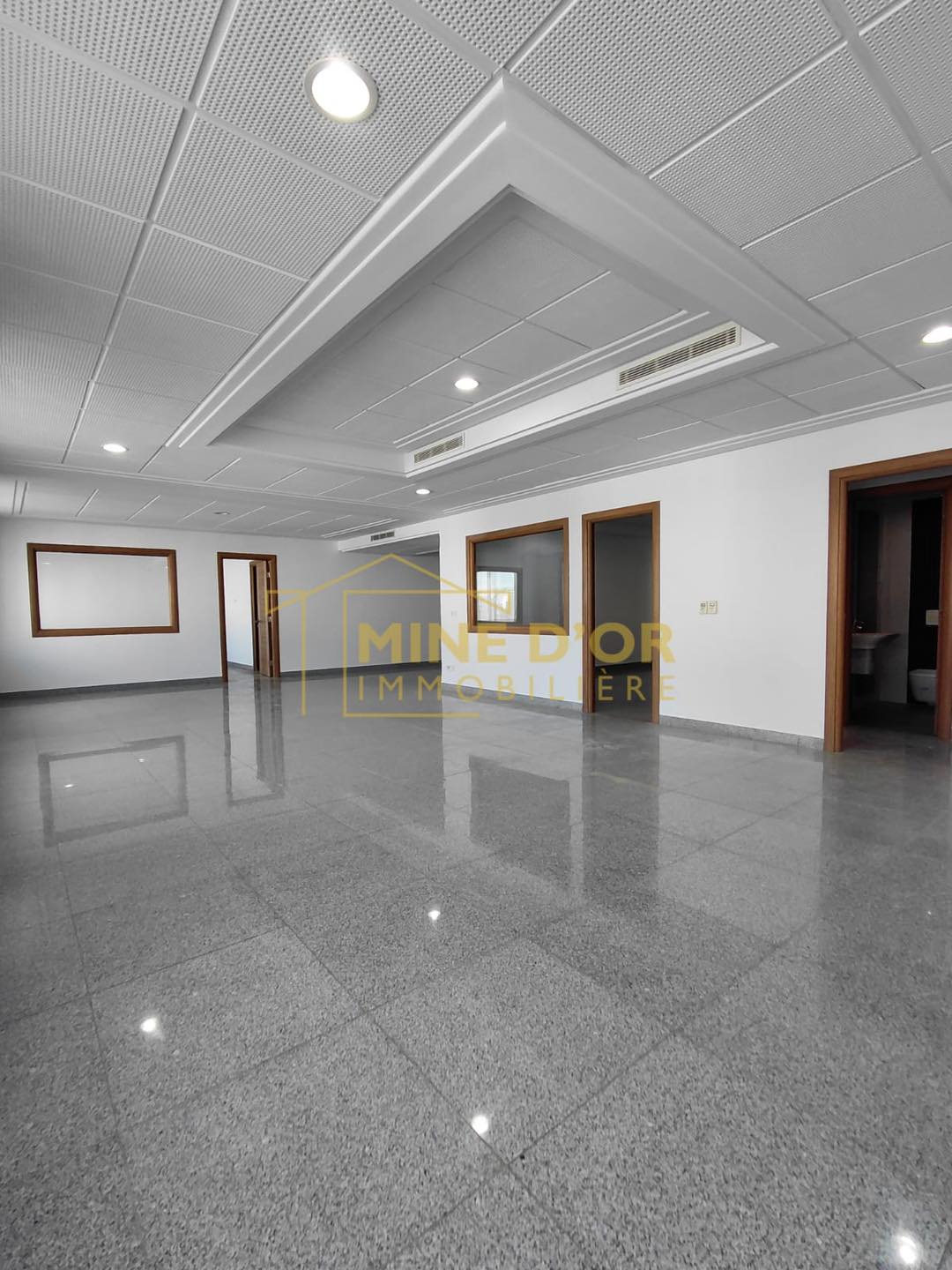 Cite El Khadra Zone urbaine nord Bureaux & Commerces Bureau Al bureau 210 m2 haut standing centre urbain nord