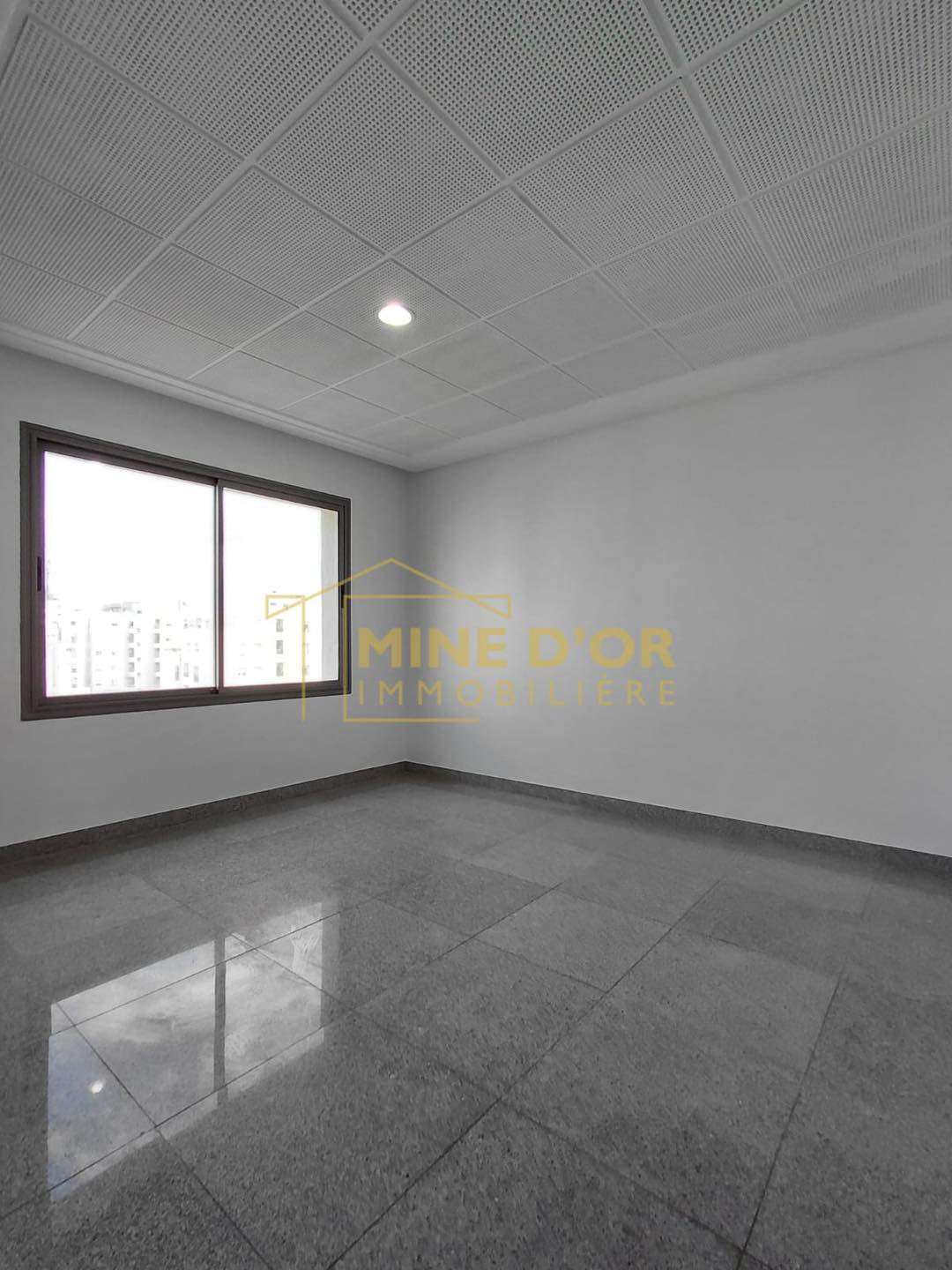 Cite El Khadra Zone urbaine nord Bureaux & Commerces Bureau Al bureau 210 m2 haut standing centre urbain nord