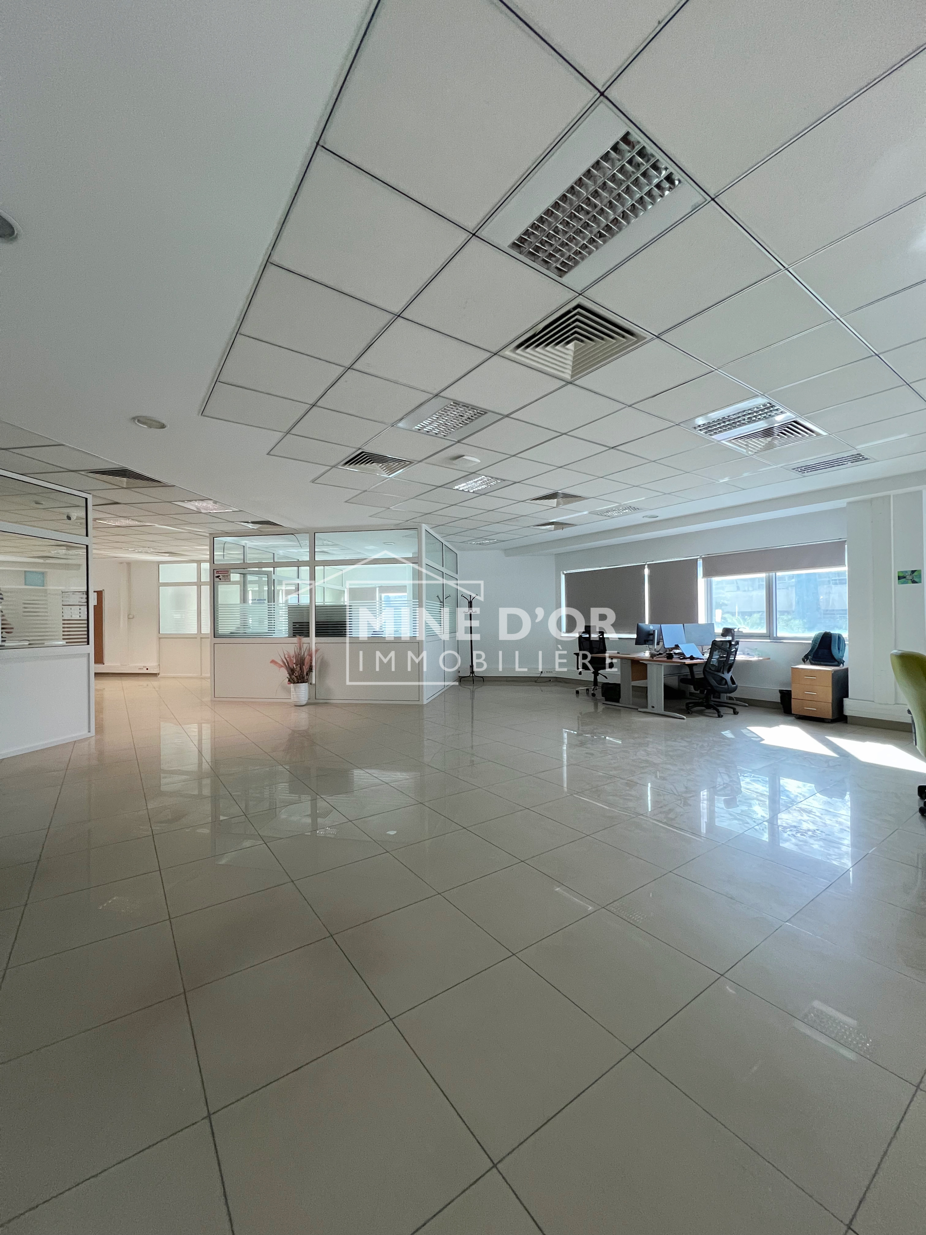 Cite El Khadra Zone urbaine nord Bureaux & Commerces Bureau Un plateau neuf de 511 m2 au centre urbain nord