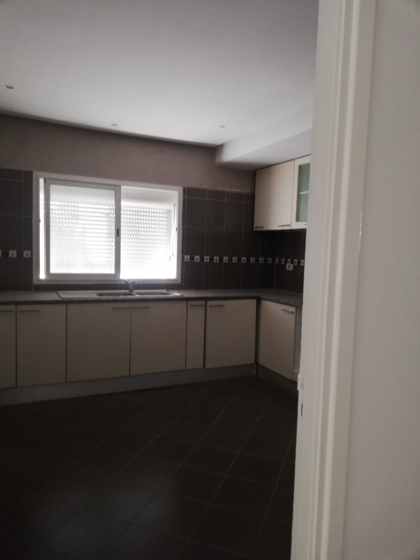El Menzah El Manar 1 Location Appart. 3 pices Appartement s2  manar 1