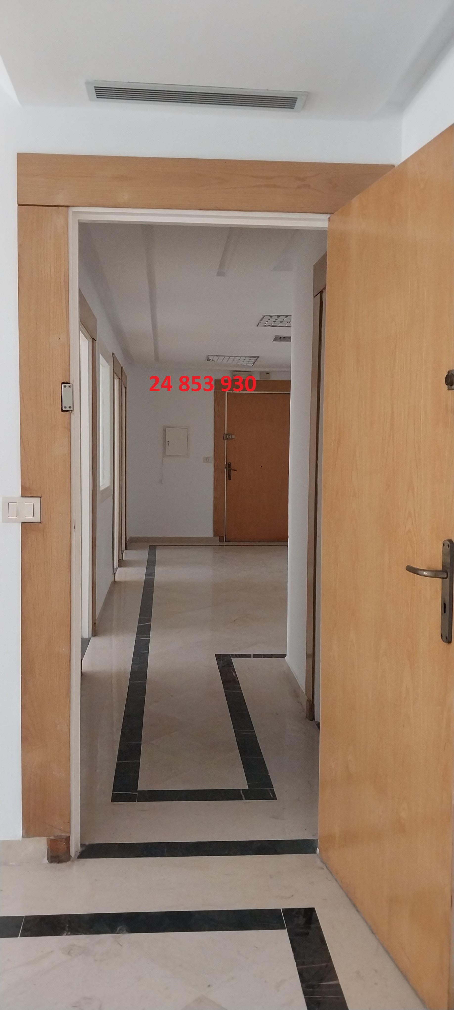 Bab Bhar Montplaisir Bureaux & Commerces Bureau Un appartement  usage bureautique  montplaisir