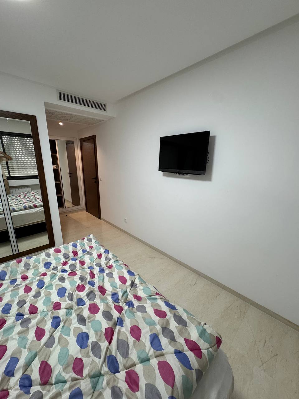 Ain Zaghouan Jardins de Carthage Location Appart. 1 pice Proprio loue s1 a jdc