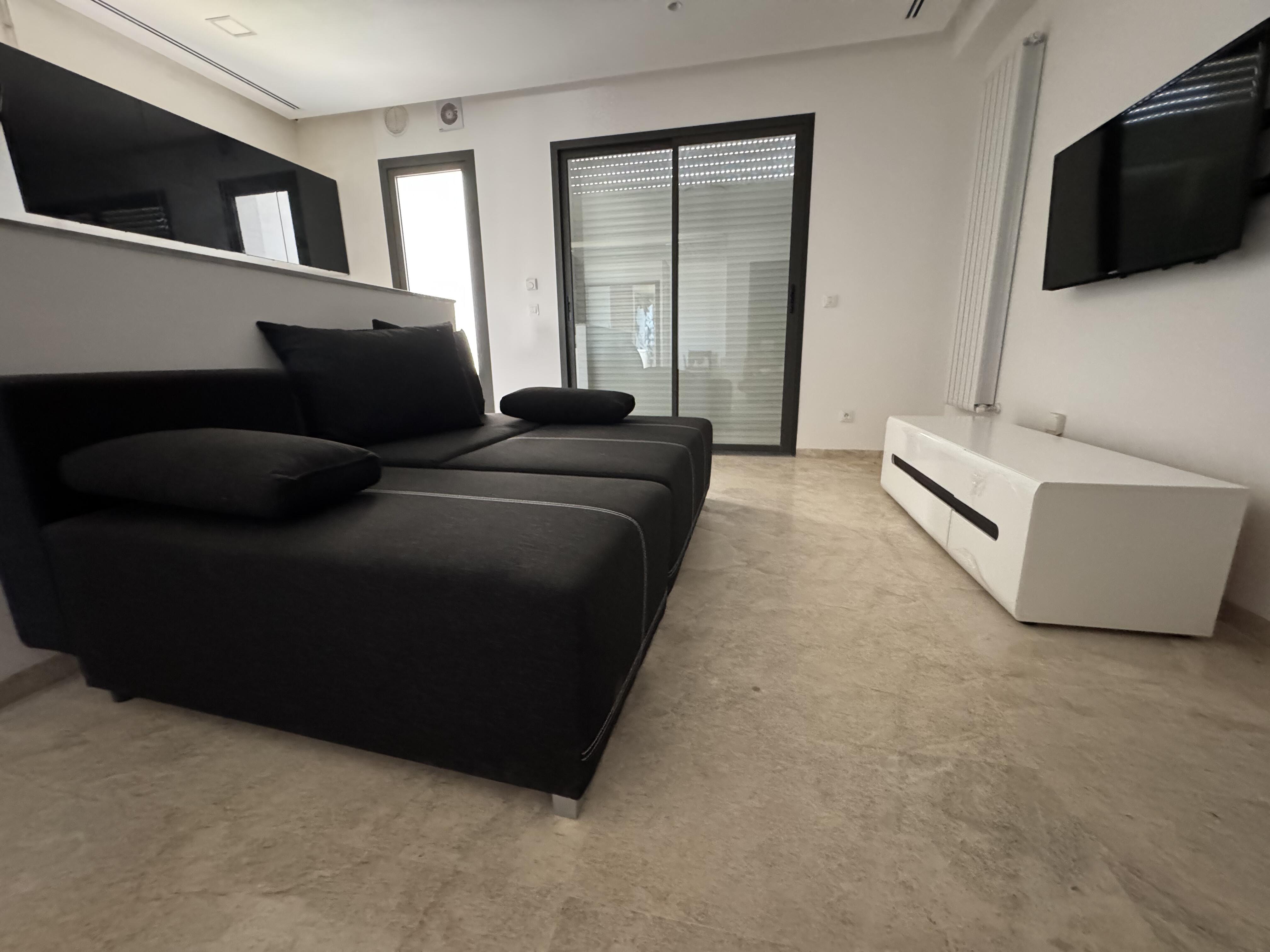 Ain Zaghouan Jardins de Carthage Location Appart. 2 pices Proprietaire loue un spatieux appart a jdc