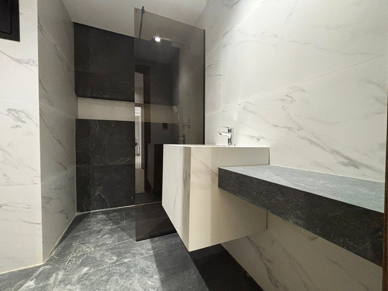 La Soukra Chotrana 2 Vente Appart. 3 pices Appt s2 avec jardin direct promoteur  chotrana 2