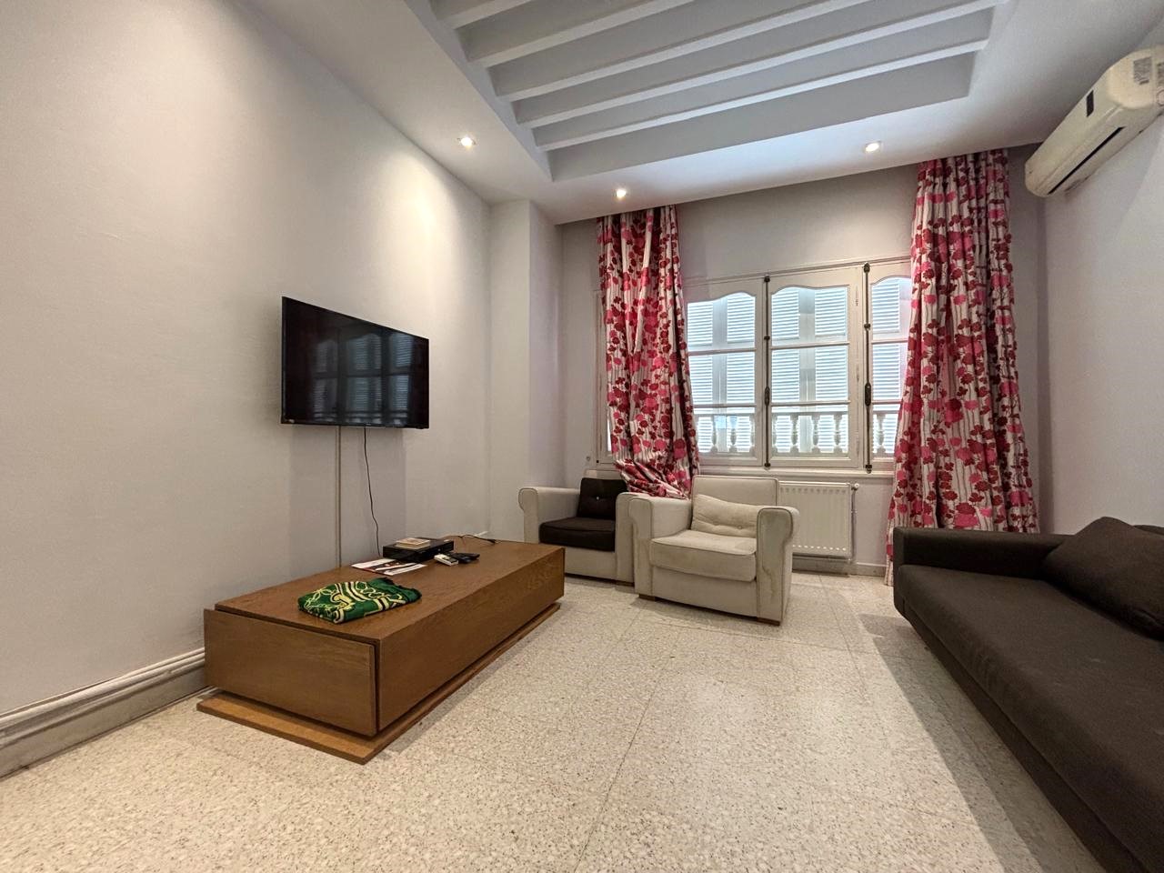 La Marsa Marsa Ennassim Location Maisons Etage de villa s7 avec piscine  la marsa ennassim