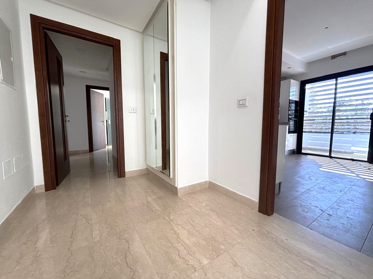 La Soukra La Soukra Location Appart. 3 pices Appartement s2 de 120m2  la soukra park