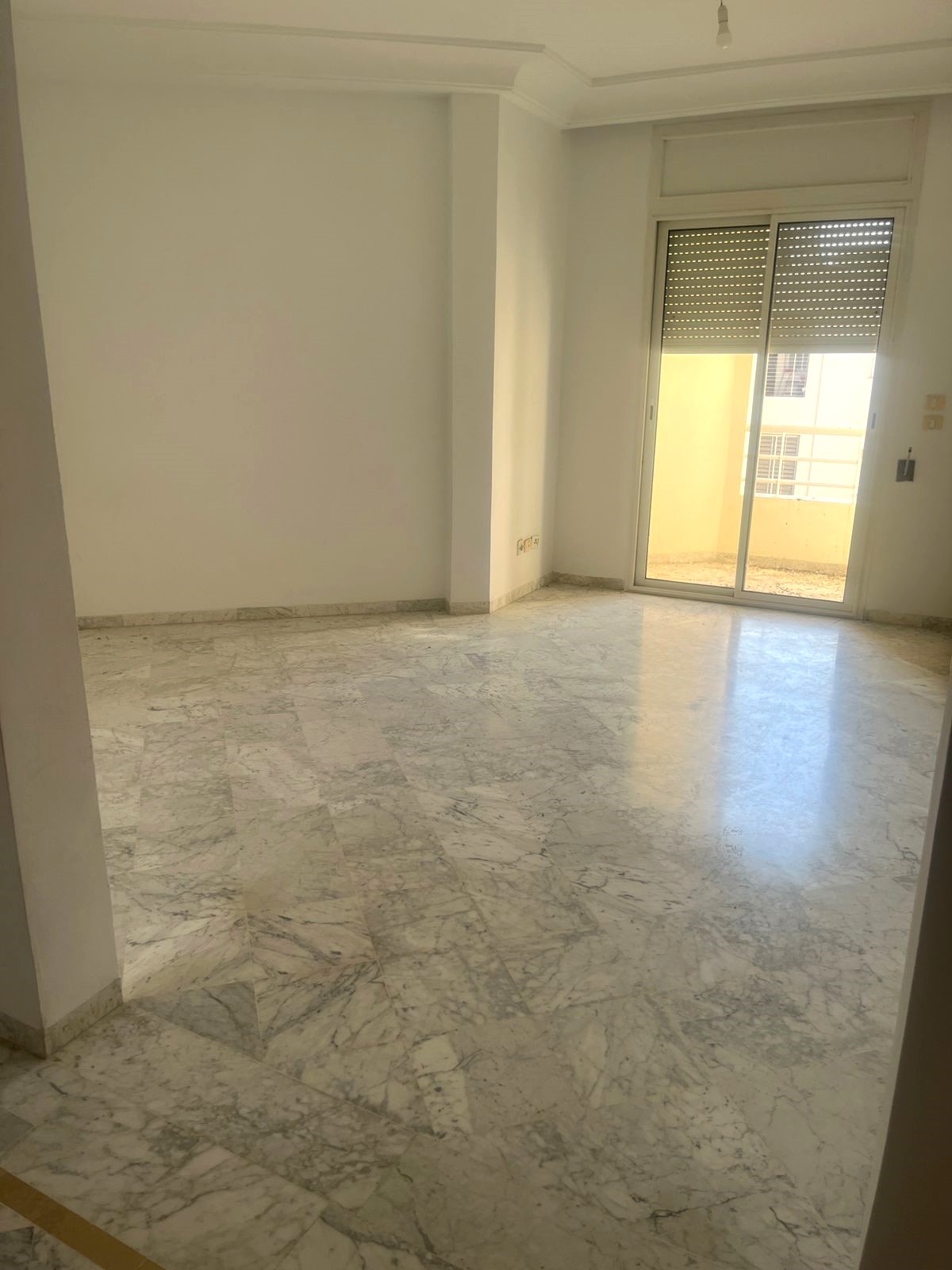 Ain Zaghouan Ain Zaghouan Location Appart. 3 pices Appartement s2 de 100m2  ain zaghouan nord