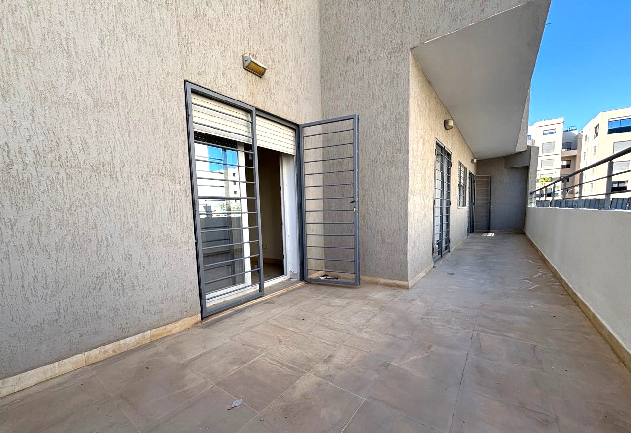 Ain Zaghouan Jardins de Carthage Location Appart. 4 pices Appartement s3 de 160m2 aux jardins de carthage