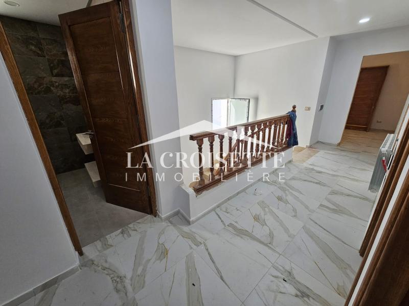 La Marsa&nbsp;Berge Du Lac&nbsp;Location&nbsp;Duplex&nbsp;Duplex s4 avec terrasse au lac1 zdl0699