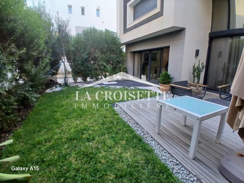 La Soukra La Soukra Location Appart. 5 pices+ Triplex s4 avec jardin  la soukra mtrl0091