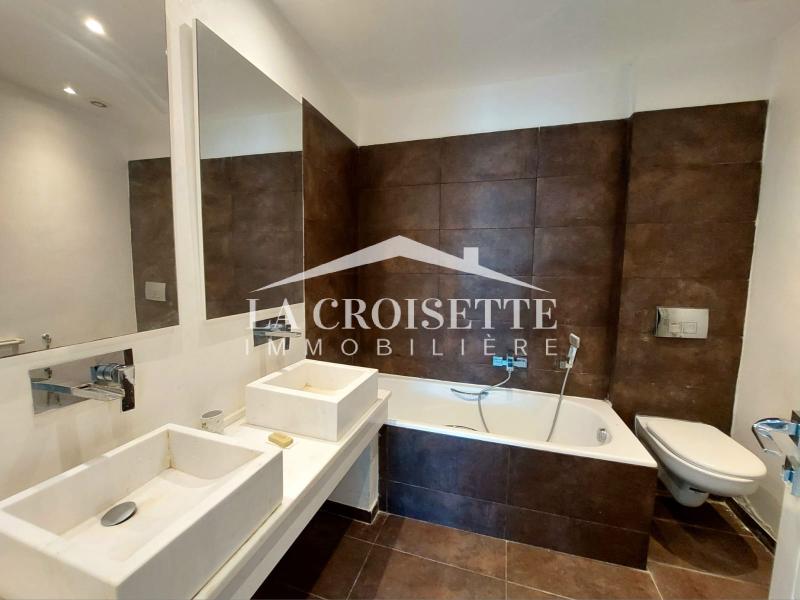 La Marsa&nbsp;Gammart&nbsp;Vente&nbsp;Maisons&nbsp;Triplex s4 avec piscine � gammarth mtrv0063