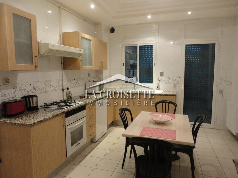 La Marsa&nbsp;Berge Du Lac&nbsp;Location&nbsp;Appart. 4 pi�ces&nbsp;Appartement s3 meubl� au lac 2 mal0658