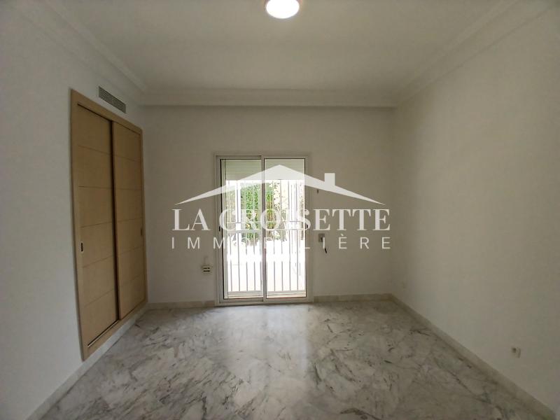 La Marsa Berge Du Lac Location Appart. 5 pices+ Appartement s4 aux berges du lac2 mal1951