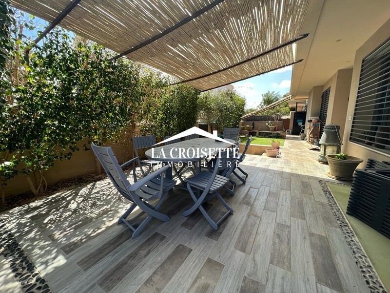 La Marsa Cite El Moustakbel (La Marsa) Location Duplex Duplex s3 avec piscine  la marsa ztrl0072