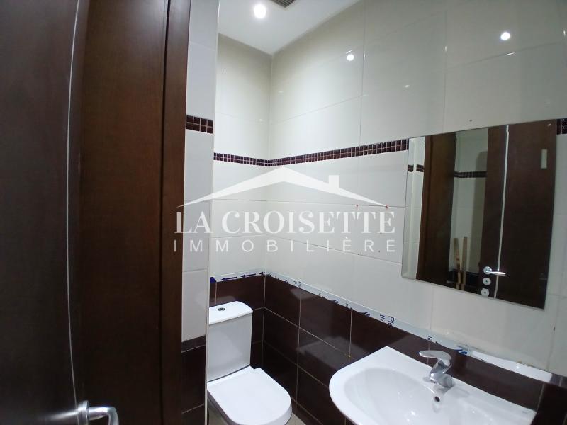 La Marsa Berge Du Lac Bureaux & Commerces Bureau Bureau h5 au lac2 zbl0556