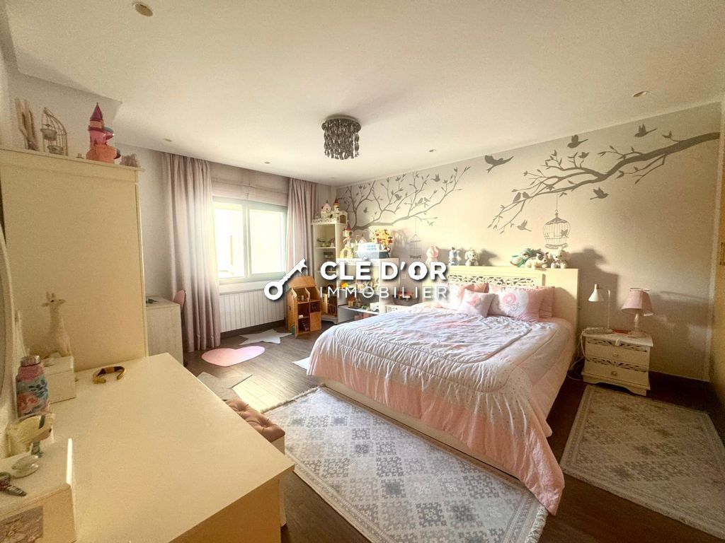 Ain Zaghouan Jardins de Carthage Location Duplex Un duplex  s4 meuble situe au jardins de carthage